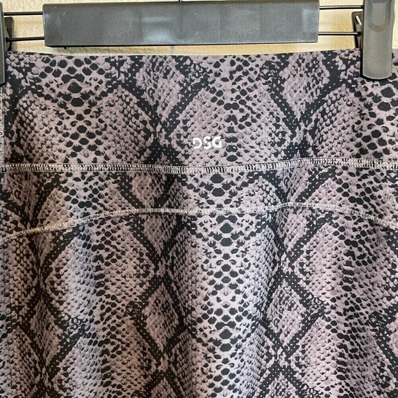 DSG Womens Gray Snakeskin Skort Size M Skirt Dicks Sporting Goods Workout H3 - Picture 9 of 13